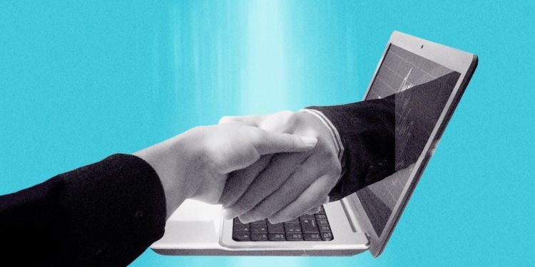 Бишкек мэриясы кызматкерлердин 50 пайызын аралыктан иштөөгө жөнөтүүнү сунуштады