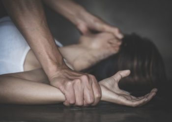 Ошто 18 жаштагы кызды уурдоого жана зордуктоого 29 жаштагы жаран шектелип кармалды