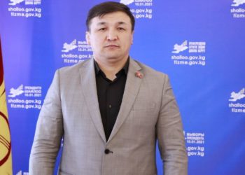 Депутат Улукбек Мариповго: «Жетелешип алып, чогуу реалдуу жашоону көрүп келели»