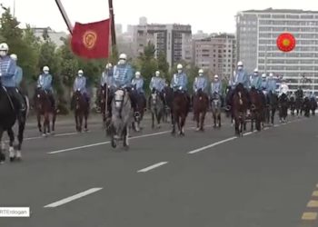 Атчандар кароолунун коштоосу менен… Жапаров менен Эрдогандын Анкарадагы жолугушуусу (видео)