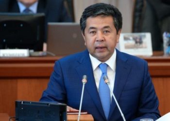 Экс-вице-премьер Тайырбек Сарпашев эч жакка кетпөө тил каты менен бошотулду