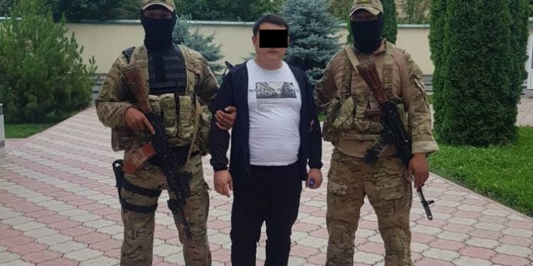 УКМК мыйзамсыз баюуга шектелип кармалган бажычынын мүлкүн ачыктады (сүрөт)