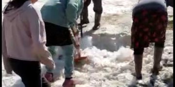 «Элдик кабарчы»: «Чабандар муздун айынан Ак-Сай жайлоосуна жете албай жатышат» (видео)