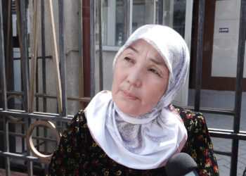 Зулпукаровдун эжеси: “Бир туугандарымдын баары мигранттар. Төрөбайды мыйзамсыз баюуда шек саноого негиз жок”