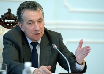 Бишкек шаардык соту Фарид Ниязовду камакта калтырды