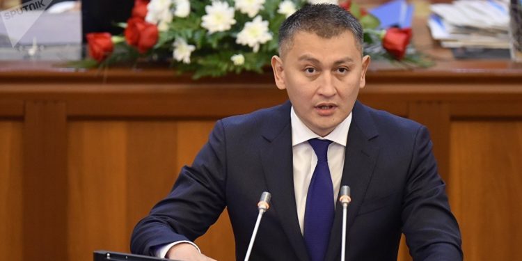 «Кумтөр» иши боюнча камалган Исхак Пирматов «Бикард» менчик клиникасына жаткырылды