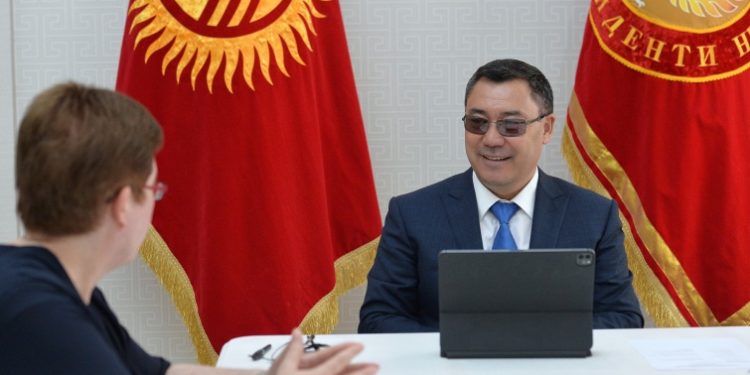 Садыр Жапаров Германиянын Кыргызстандагы элчисин кабыл алды