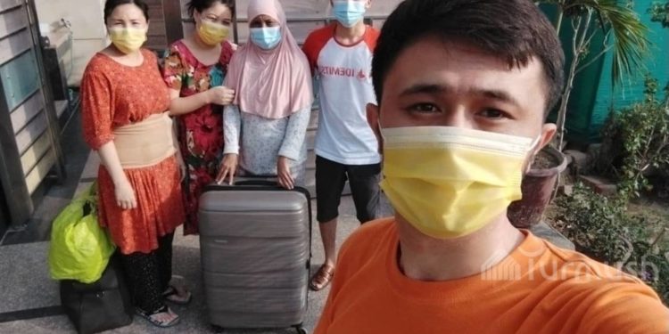 50гө жакын Кыргыз жараны Индиядан мекенине кайта албай жатышат