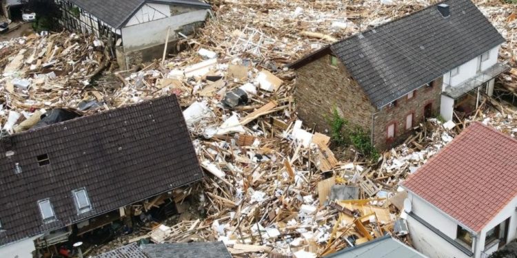 Германиядагы суу ташкынынан каза болгондордун саны 143 адамга жетти