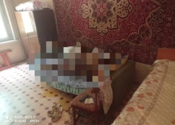 Бишкекте 70 жаштагы аялдын жансыз денеси өз үйүнөн табылды (сүрөт)