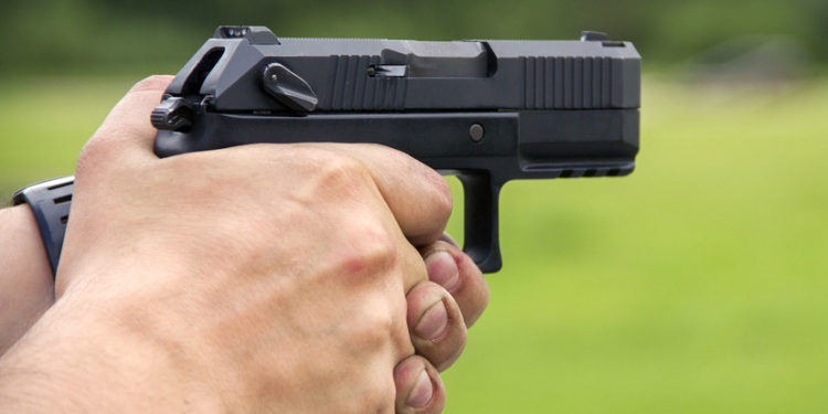 Чак түштө «Бета Сторес-2» тарапта ок атылды. Окуянын чоо-жайы