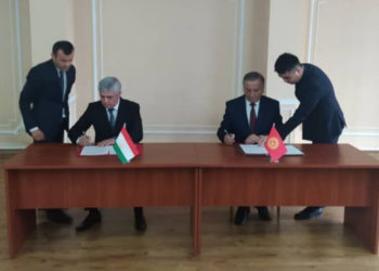 Кыргызстан менен Тажикстан чек ара боюнча кезектеги протоколго кол коюшту