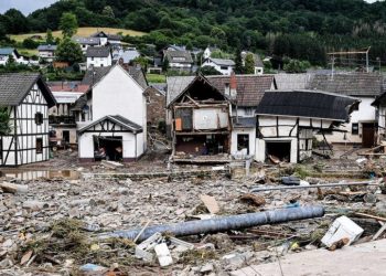 Германиядагы суу ташкынынан 80 адам көз жумса, миңден ашуун адам дайынсыз болууда (сүрөт)