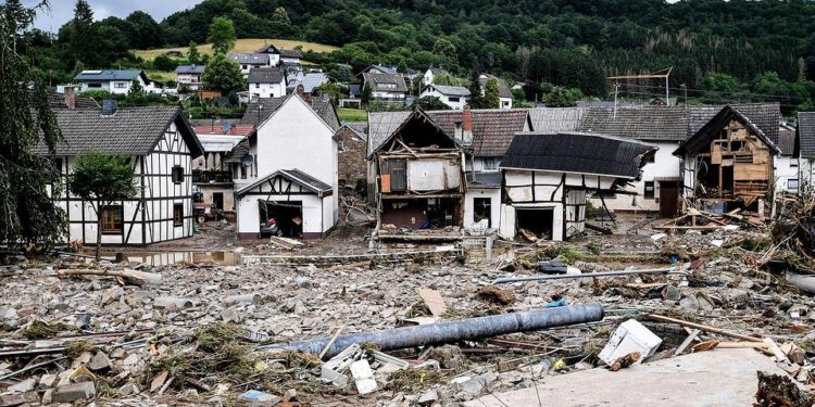 Германиядагы суу ташкынынан 80 адам көз жумса, миңден ашуун адам дайынсыз болууда (сүрөт)