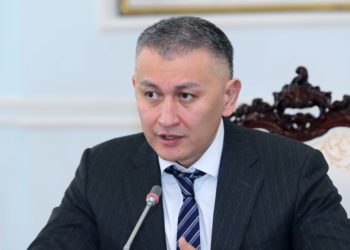 Экс-депутат Исхак Пирматов эч жакка кетпөө тил каты менен бошотулду