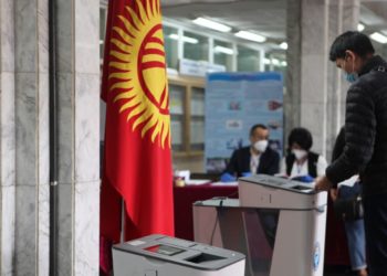 Бүгүн кайра шайлоо. Бишкек, Ош жана Токмок шаардык кеңештерине депутаттар шайланат