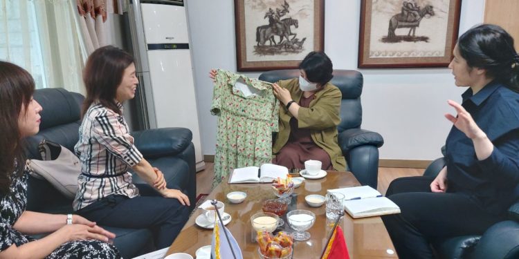 Кыргызстандан Түштүк Кореяга аялдардын кийимдери импорттолуп жатат