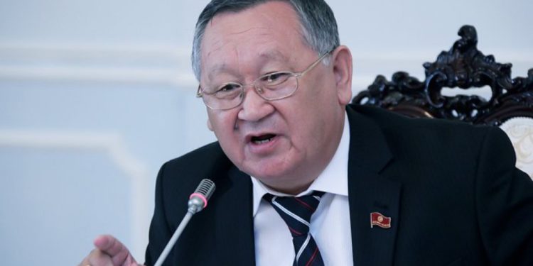 Каныбек Осмоналиевге мамлекеттик катчылык убадаланды беле? Анын жообу соцтармактагы талкууга жем таштады