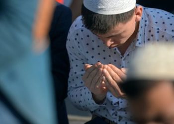 Бишкекте Курман айт намазы аянтта окулбай турган болду