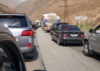 Боом капчыгайында бир нече автобус сүзүшүп, балдар жаракат алды (видео)