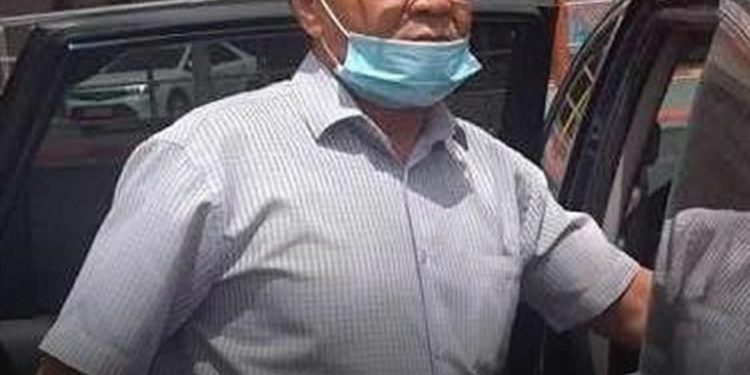 Соода түйүндөрдүн биринде аялга кол көтөргөн белгисиз жаран ИИМдин кызматкериби? (видео)