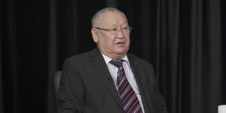 Каныбек Осмоналиев: «Мага президент «мамлекеттик катчы институтун киргизели» деп тапшырма берген, ошондон улам ишенип алыпмын»