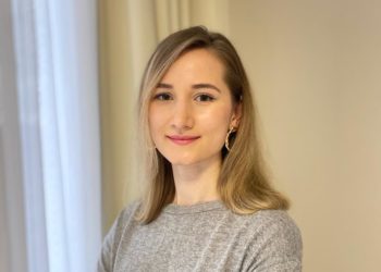 Ысык-Көлдө дайынсыз болуп жаткан 29 жаштагы кыздын сүрөтү жарыяланды