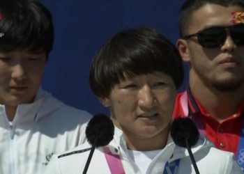 Айсулуу Тыныбекова: «Алтын медаль алып берем» деген сөзүмө тура албай калдым. Кечирим сурайм»