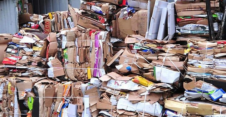 Кыргызстанда макулатураны экспорттоого убактылуу тыюу салынды