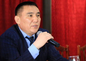 Бишкек мэринин милдетин аткаруучу Таалайбек Сарыбашов кызматтан кетти