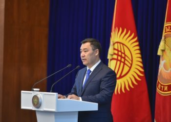 Садыр Жапаров бир катар өлкө элчилеринин ишеним грамоталарын кабыл алды