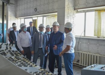 Садыр Жапаров Бишкектеги ЖЭБ-2нин абалы менен таанышты