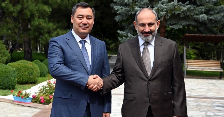 Президент Садыр Жапаров Армениянын премьер-министрин кабыл алды