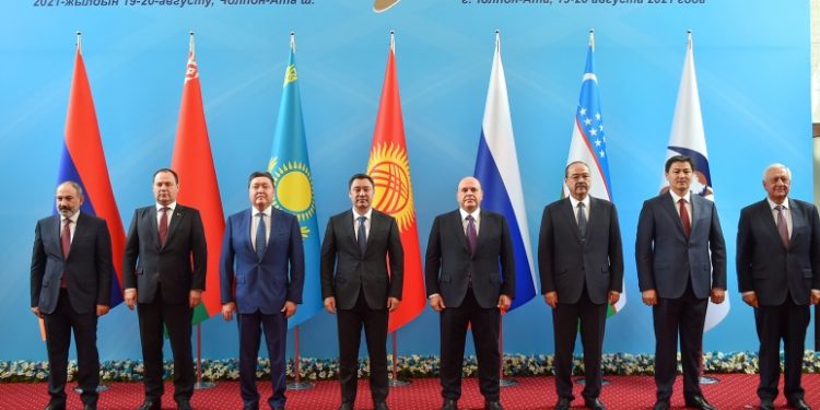 Садыр Жапаров ЕАЭБ алкагындагы кыйла актуалдуу багыттарды белгиледи