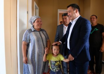 Максат айылында 84 үй-бүлөгө жаңы үйлөр пайдаланууга берилди