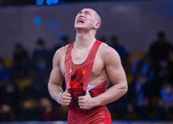 «Токио-2020». Акжол Махмудов жарым финалга чыкты