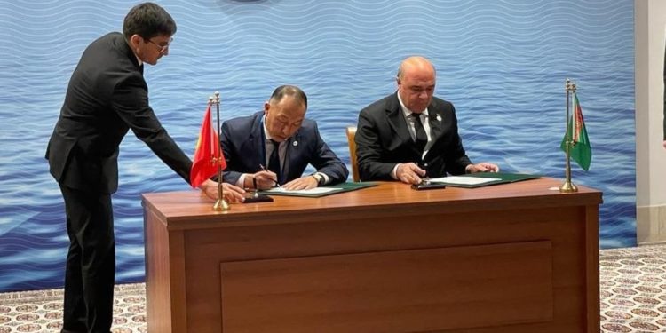 Кыргызстан Түркмөнстандан электр энергиясын сатып алат
