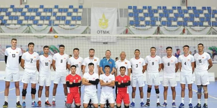 Кыргызстандын волейбол курама командасы күмүш байгеге ээ болду