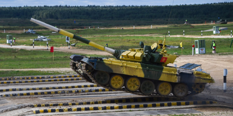 Танк биатлону. Кыргызстандан барган аскерлер биринчи орунду ээледи