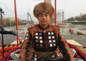 5 күн жана 5 түн! Дөөлөт Сыдыков Москвада эртең манас айтып баштайт