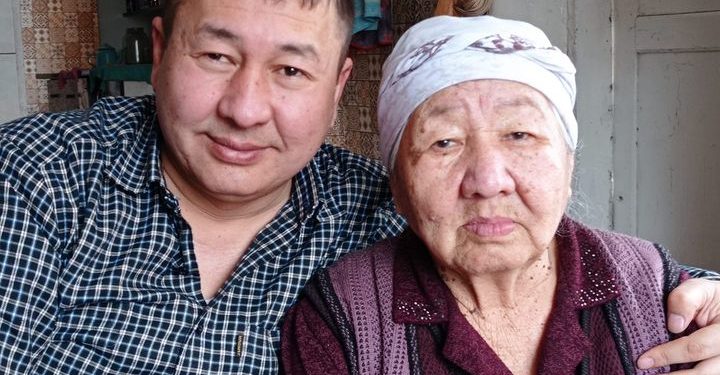 Режиссёр Ырысбек Жабировдун апасы дүйнө салды