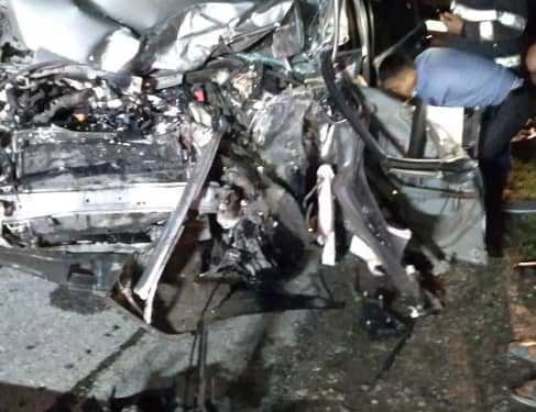 «Жабыркагандардын абалы оор». Бишкек-Ош жолунда эки унаа сүзүшүп, 65 жаштагы киши көз жумду