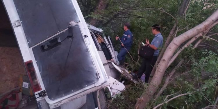 «Унааны башкара албай бакты сүзгөн». Бишкек-Ош унаа жолунда 31 жаштагы жаран көз жумду