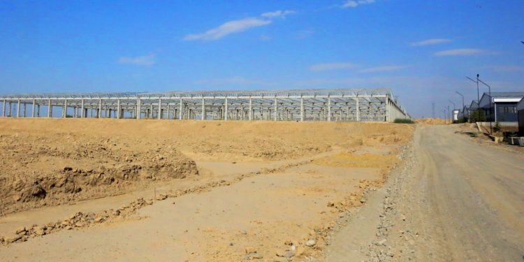 Ошто тигүү фабрикасынын курулушунун биринчи этабы аяктоо алдында турат