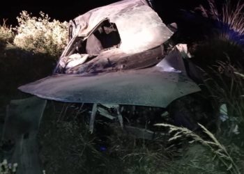 «Унаа жолдон чыгып, оодарылып калган». Нарындагы жол кырсык 35 жаштагы кишинин өмүрүн алды (сүрөт)