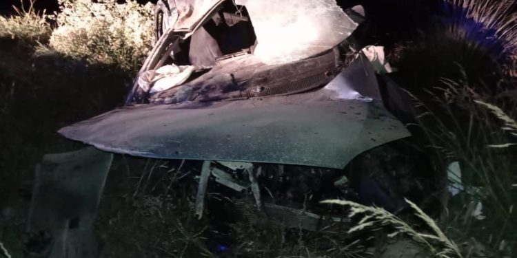 «Унаа жолдон чыгып, оодарылып калган». Нарындагы жол кырсык 35 жаштагы кишинин өмүрүн алды (сүрөт)