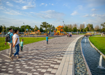 Бишкекте Ынтымак-2 сейил багы ачылды