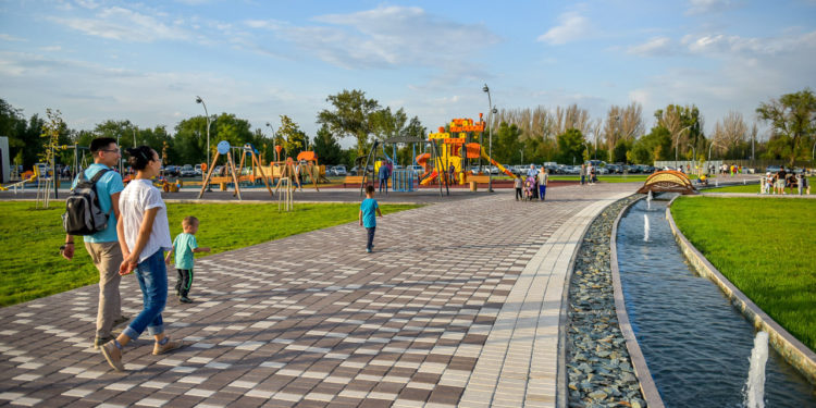 Бишкекте Ынтымак-2 сейил багы ачылды