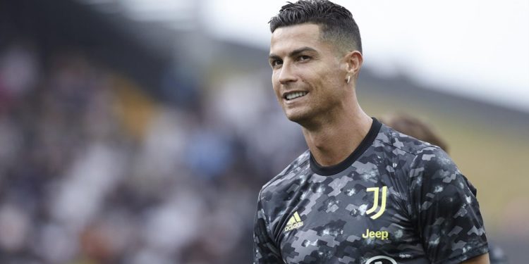 Криштиану Роналду «Манчестер Юнайтедге» өттү. Эми ал жылына 29,1 миллион евро алат