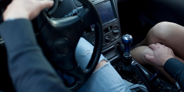 Аламүдүндө 46 жаштагы киши 11 жаштагы кызга ыплас аракет кылган делүүдө